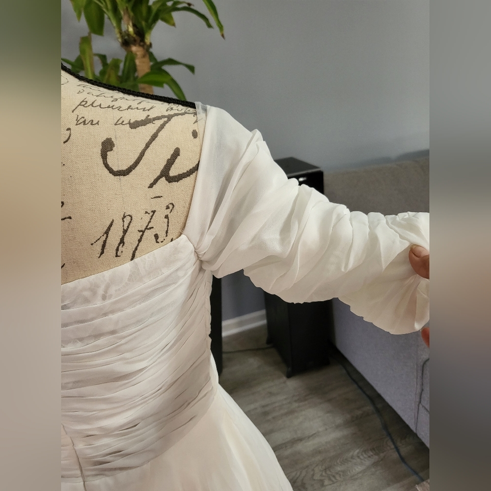 Beautiful Wedding Dress Gown Sleeve - Picture 7 of 10